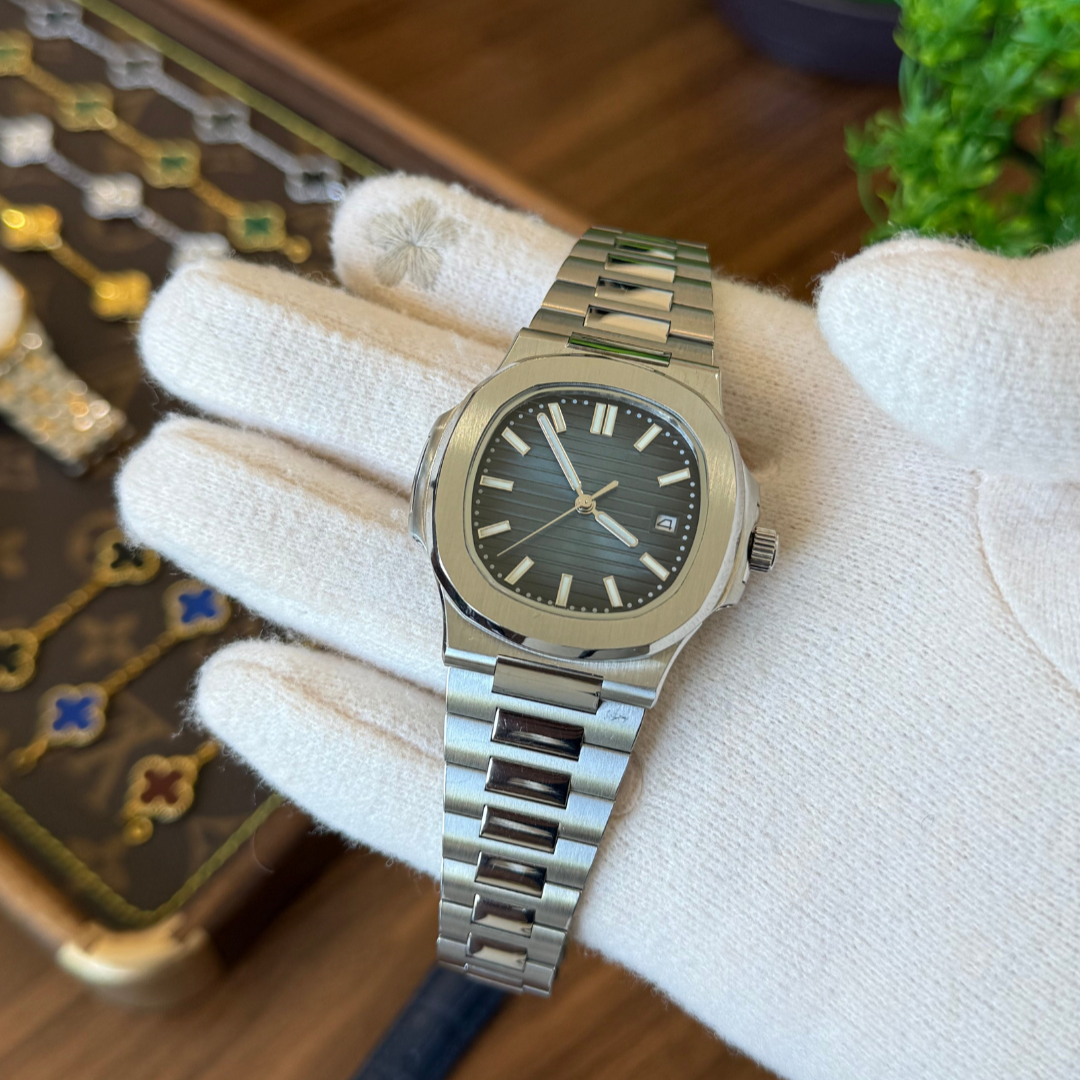Nautilus Steel – Blue Dial