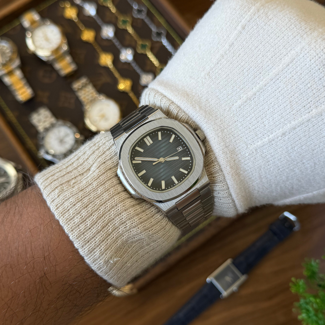 Nautilus Steel – Blue Dial