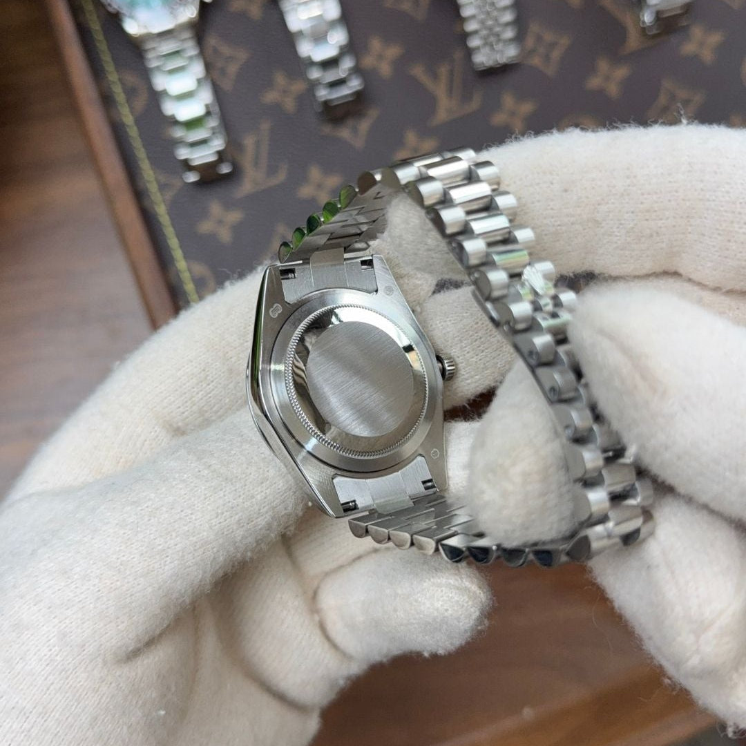 DAY DATE | SILVER