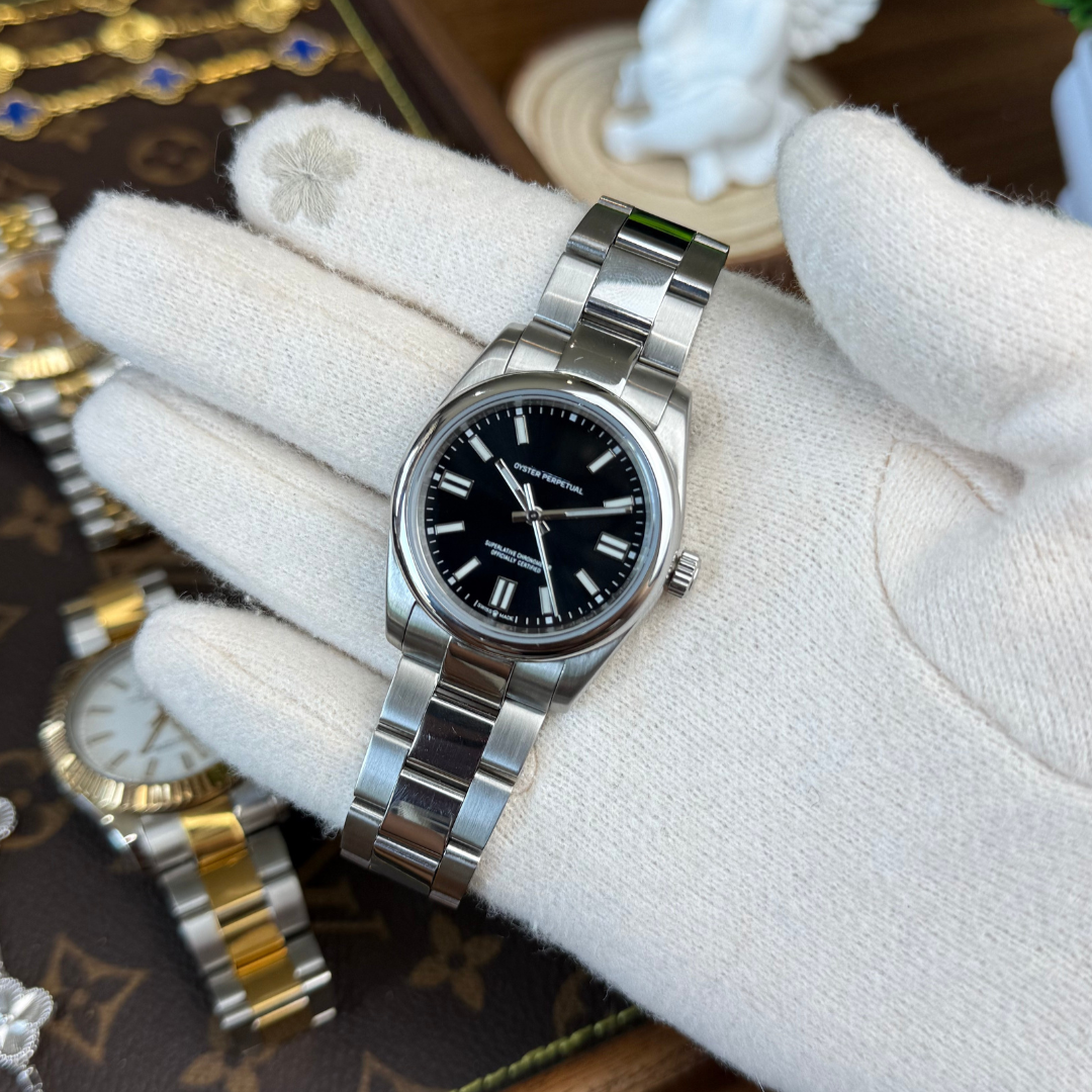 OYSTER PERPETUAL | BLACK