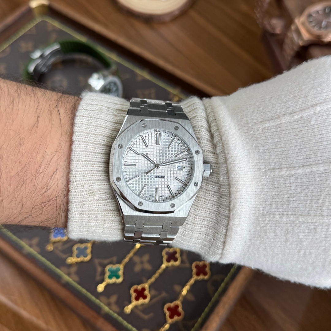 ROYAL OAK | WHITE