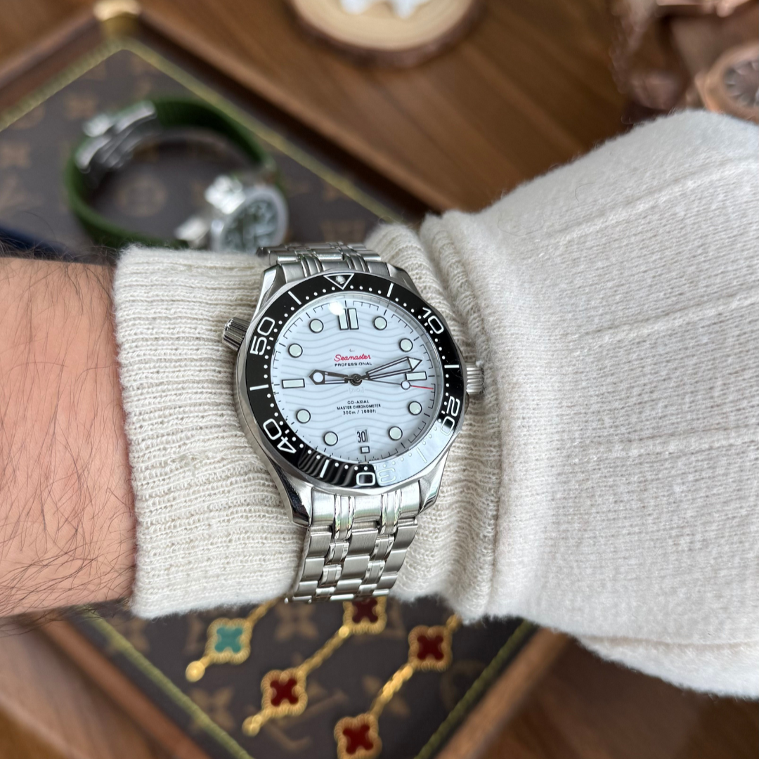 SEAMASTER | WHITE
