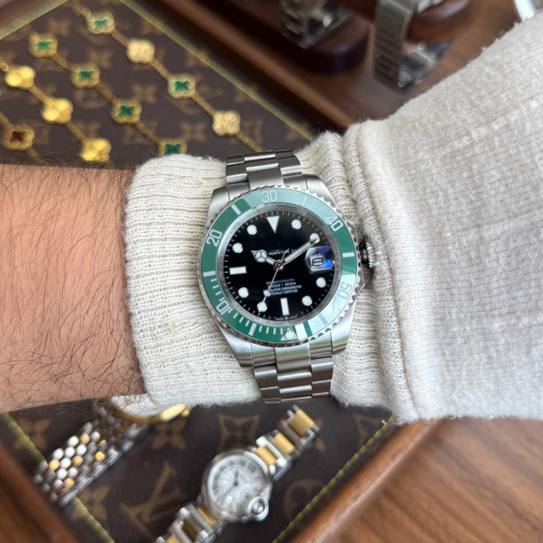 SUBMARINER | STARBUCKS