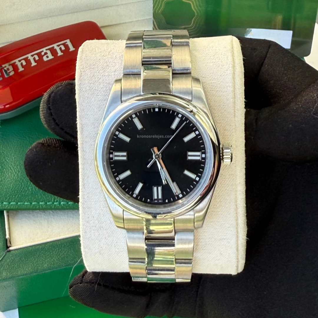 KRONOPERPETUAL | BLACK