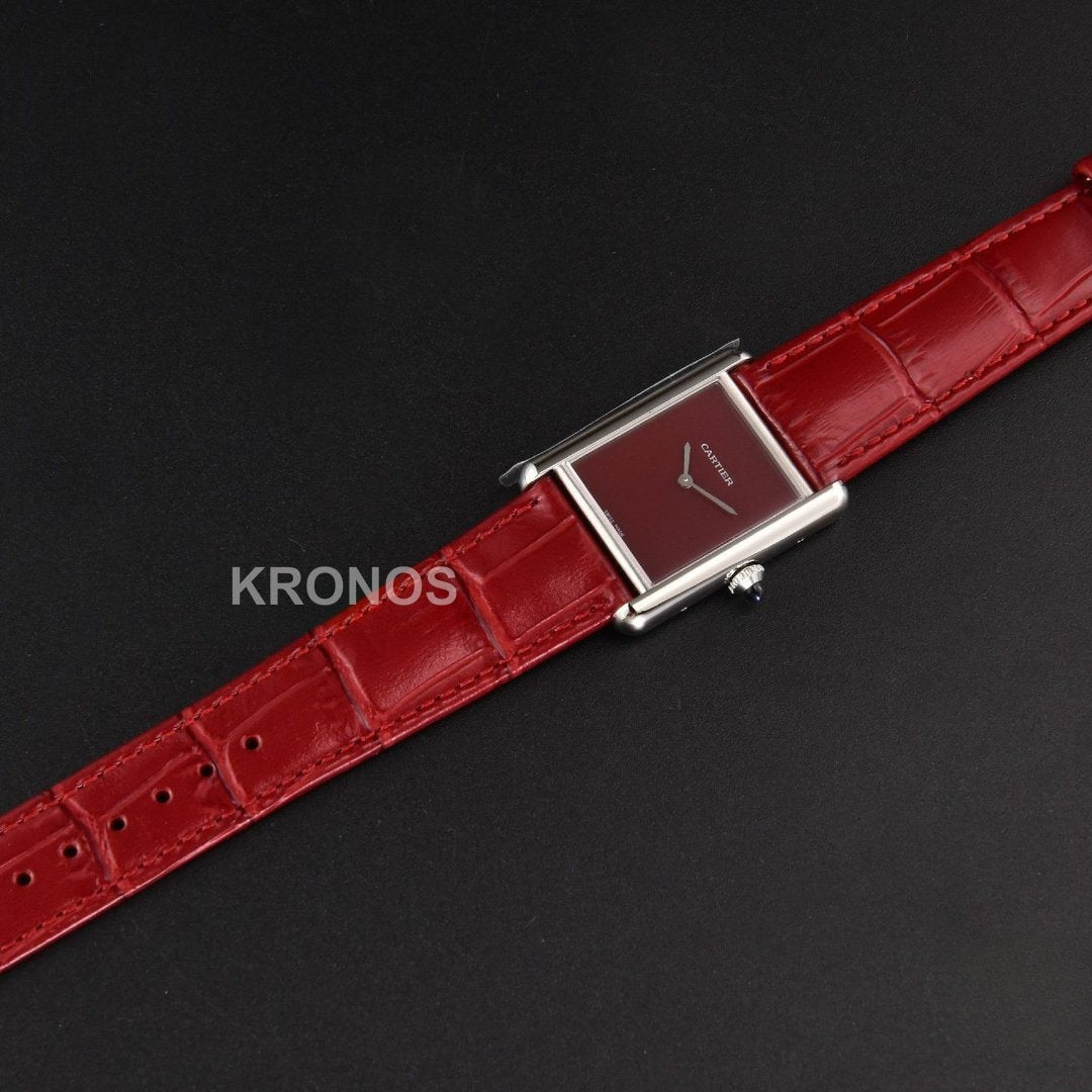 Tank Must Large 33.7×25.5mm Red Dial Red Quartz - Authentic Movement