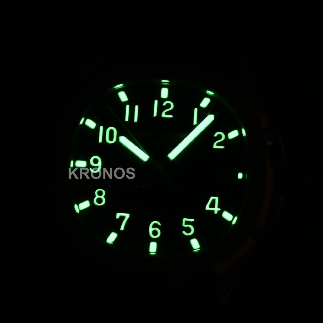 Aquanaut 40mm Brown Dial Brown - Authentic Movement