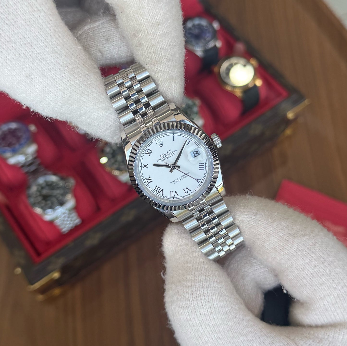 Datejust Oystersteel - White Roman Dial Jubilee Type Rolex