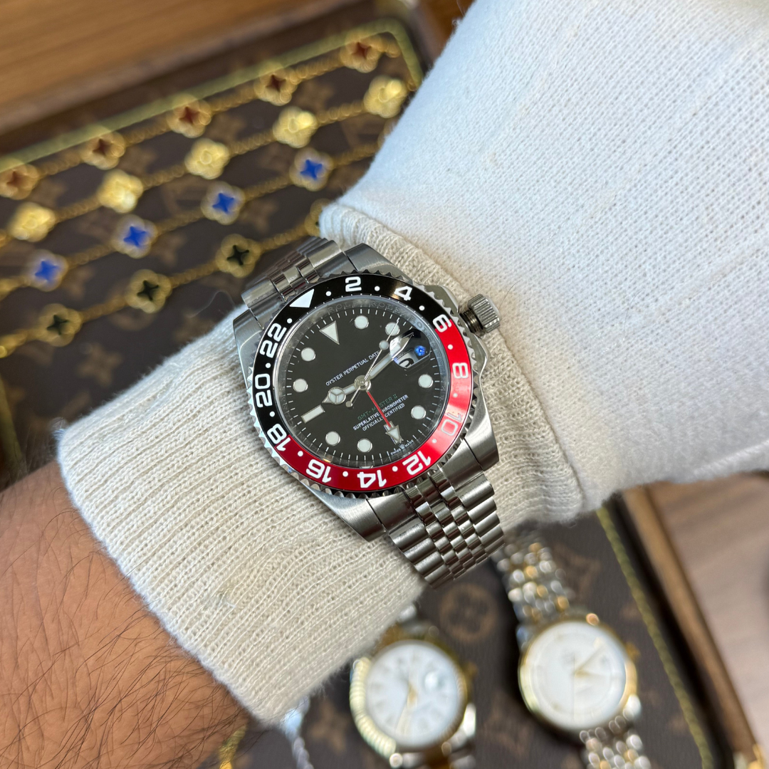 GMT-Master II "Coke" Oystersteel -  Black Dial Black & Red Bezel Jubilee