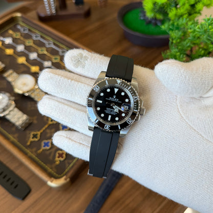 Submariner – Black Dial Black Bezel Oysterflex Date Type Rolex