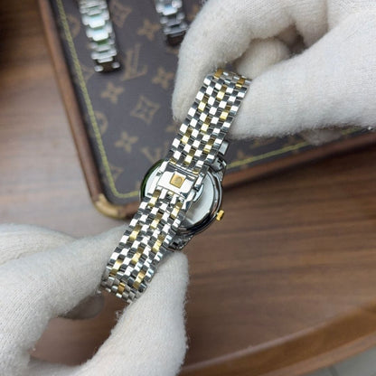 VILLE | WHITE & GOLD