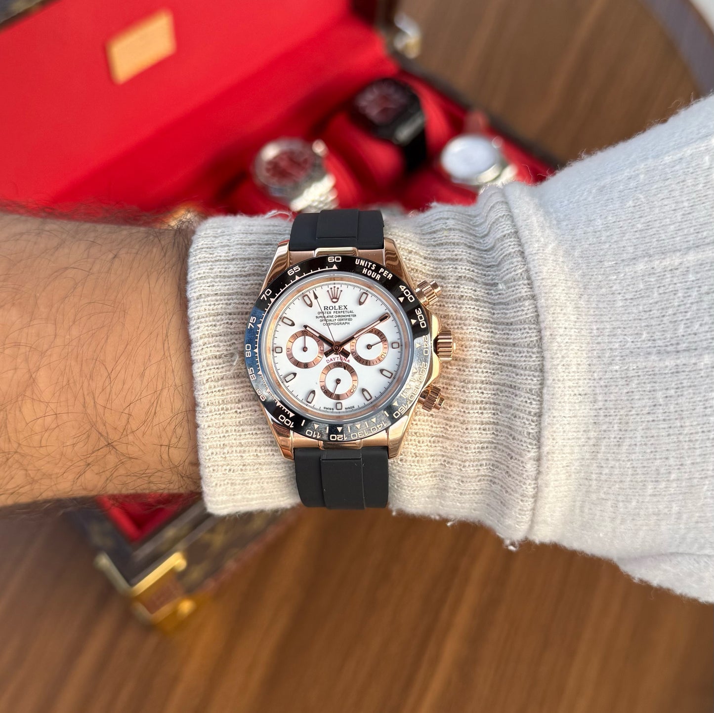 Daytona Everose Gold – White Dial Oysterflex Rolex Type