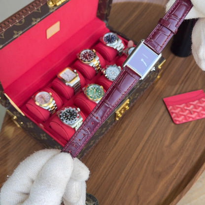 Tank Steel – Red Minimal Dial Leather Strap Type Cartier