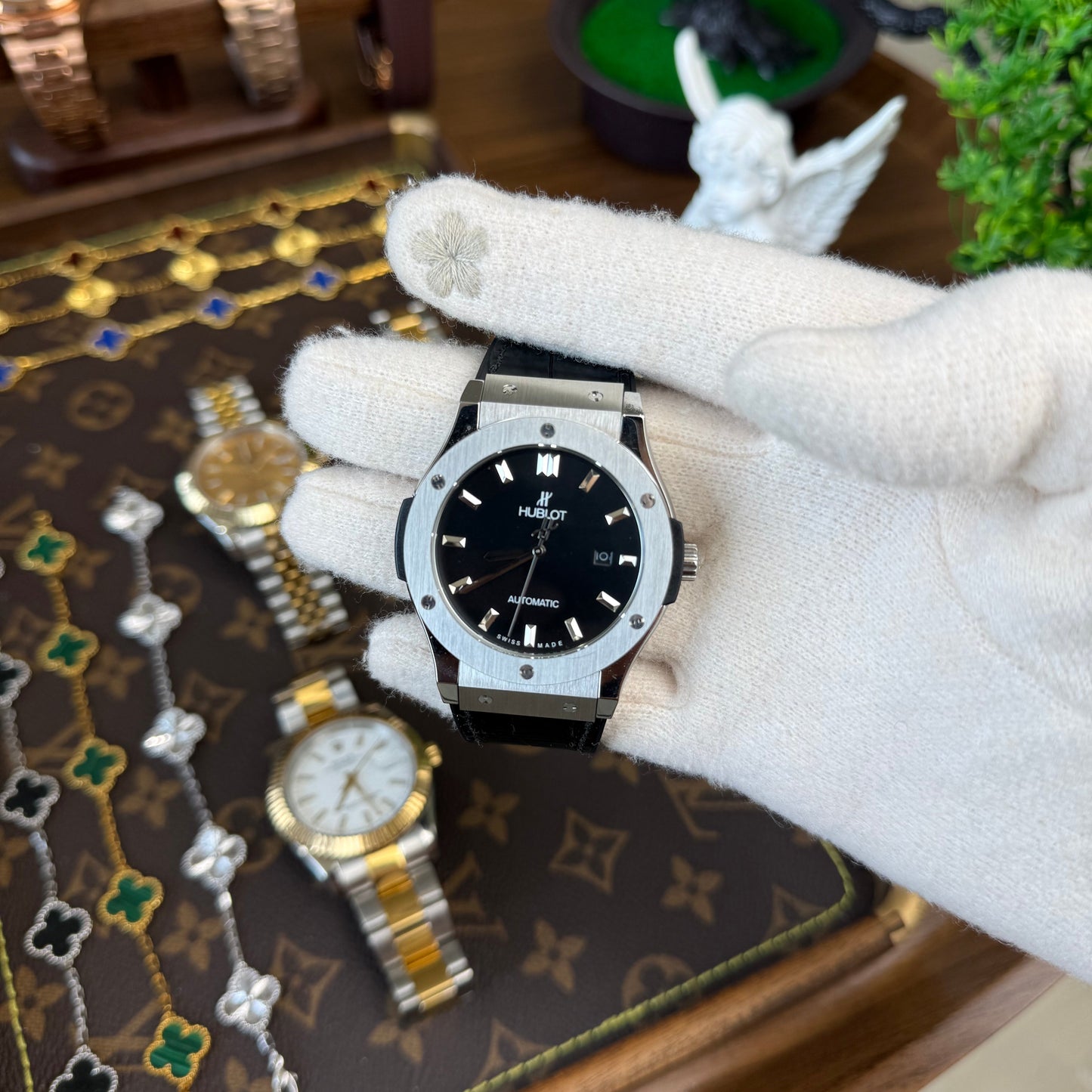 Classic Fusion Steel – Black Dial Leather Strap Tipo Hublot