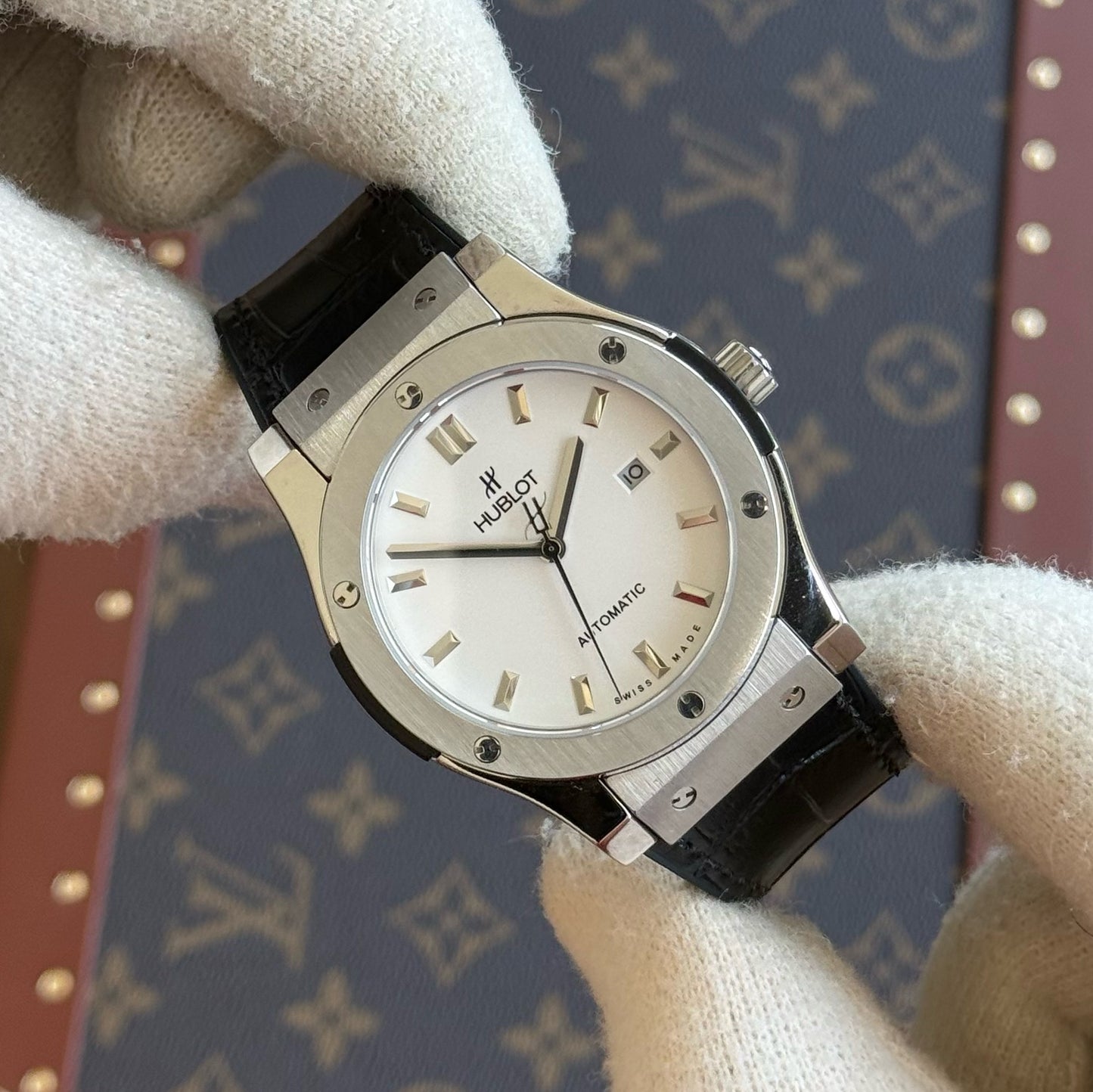 Classic Fusion Steel – White Dial Leather Strap Hublot Type