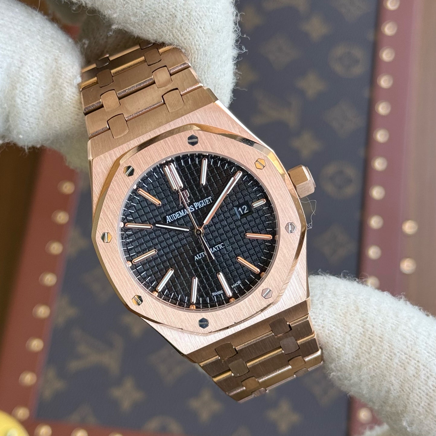 Royal Oak Rose Gold – Black Dial