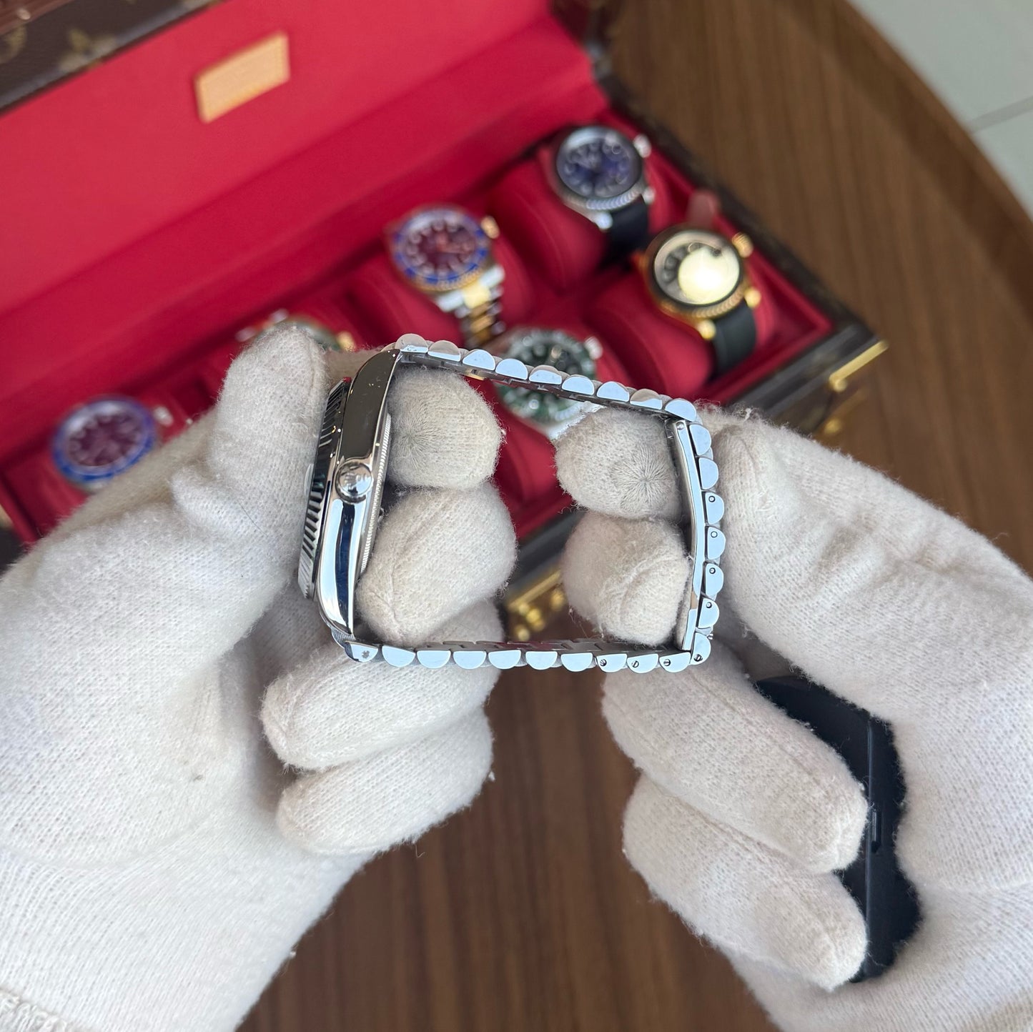 Datejust Oystersteel - White Roman Dial Jubilee Type Rolex