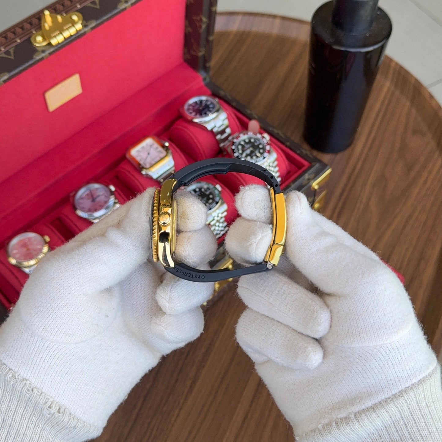 Yacht-Master Yellow Gold – Black Dial Oysterflex Tipo Rolex