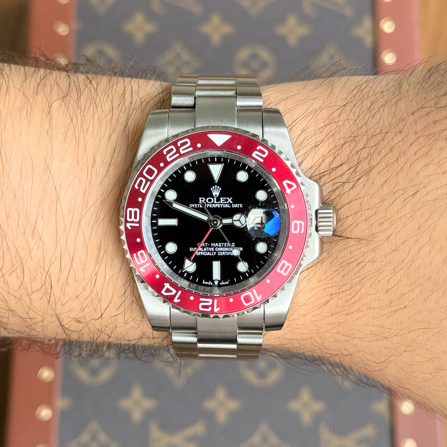 GMT-Master II Oystersteel – Black Dial Cherry Bezel Oyster Date