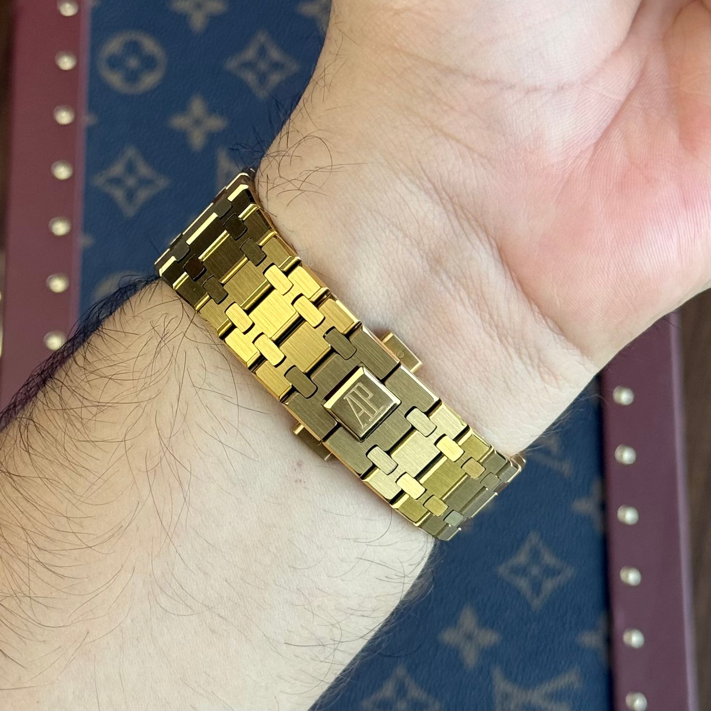 Royal Oak Gold – White Dial