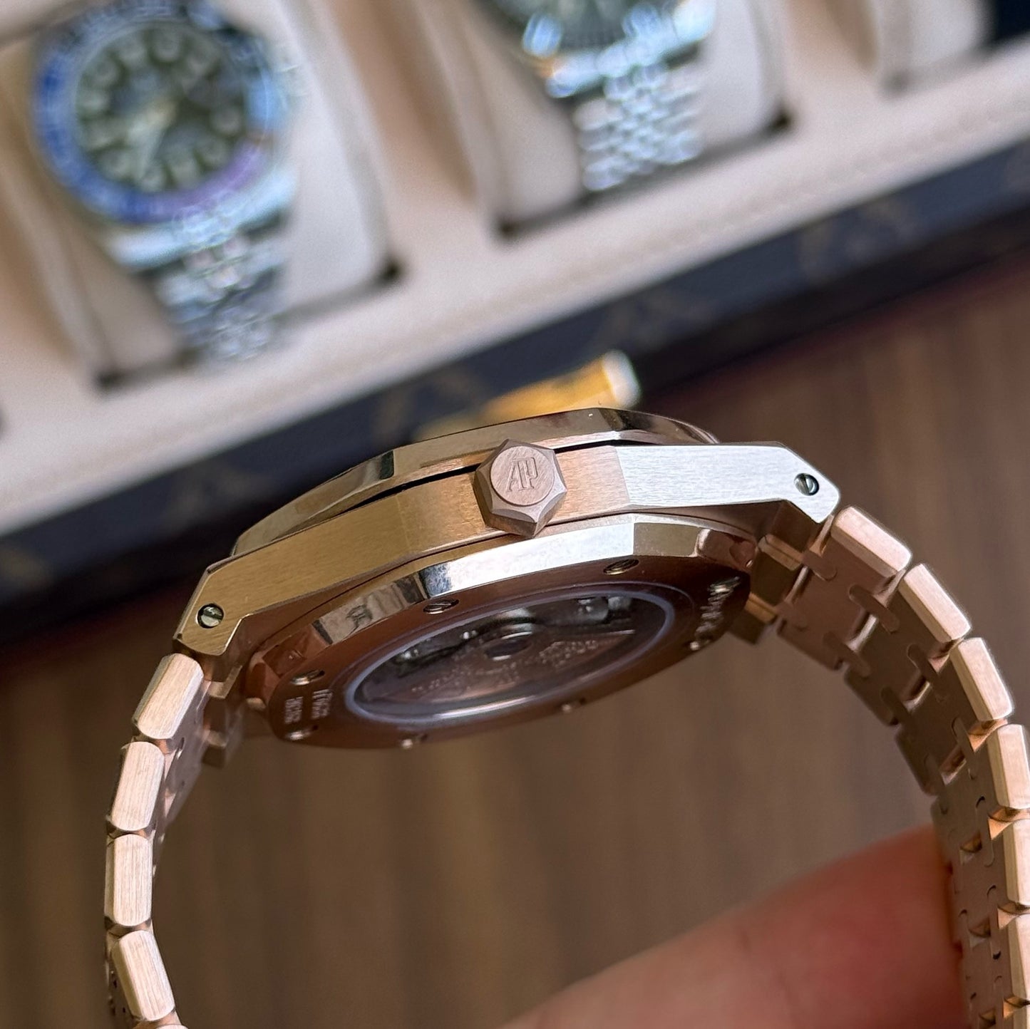 Royal Oak Rose Gold – Black Dial