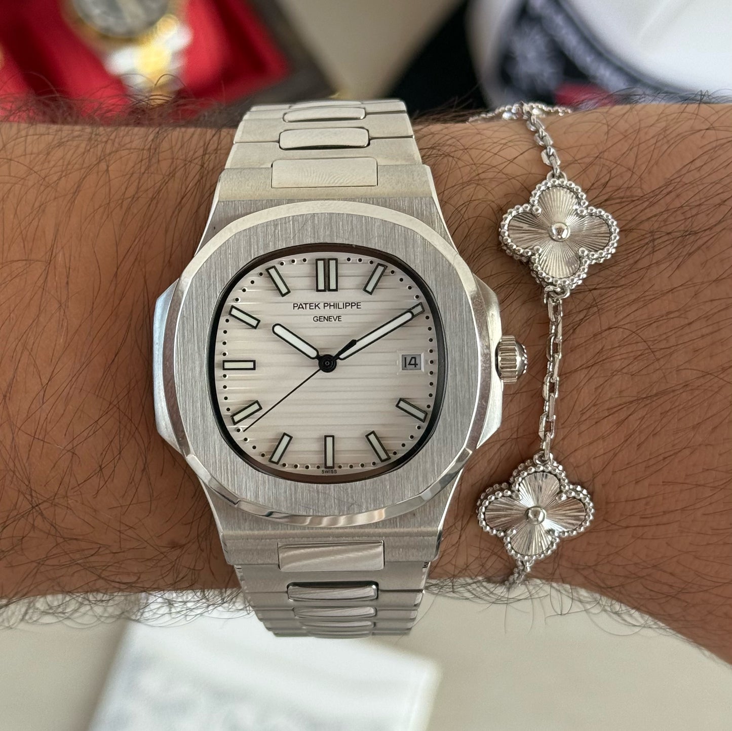 Nautilus Steel – White Dial Patek Type