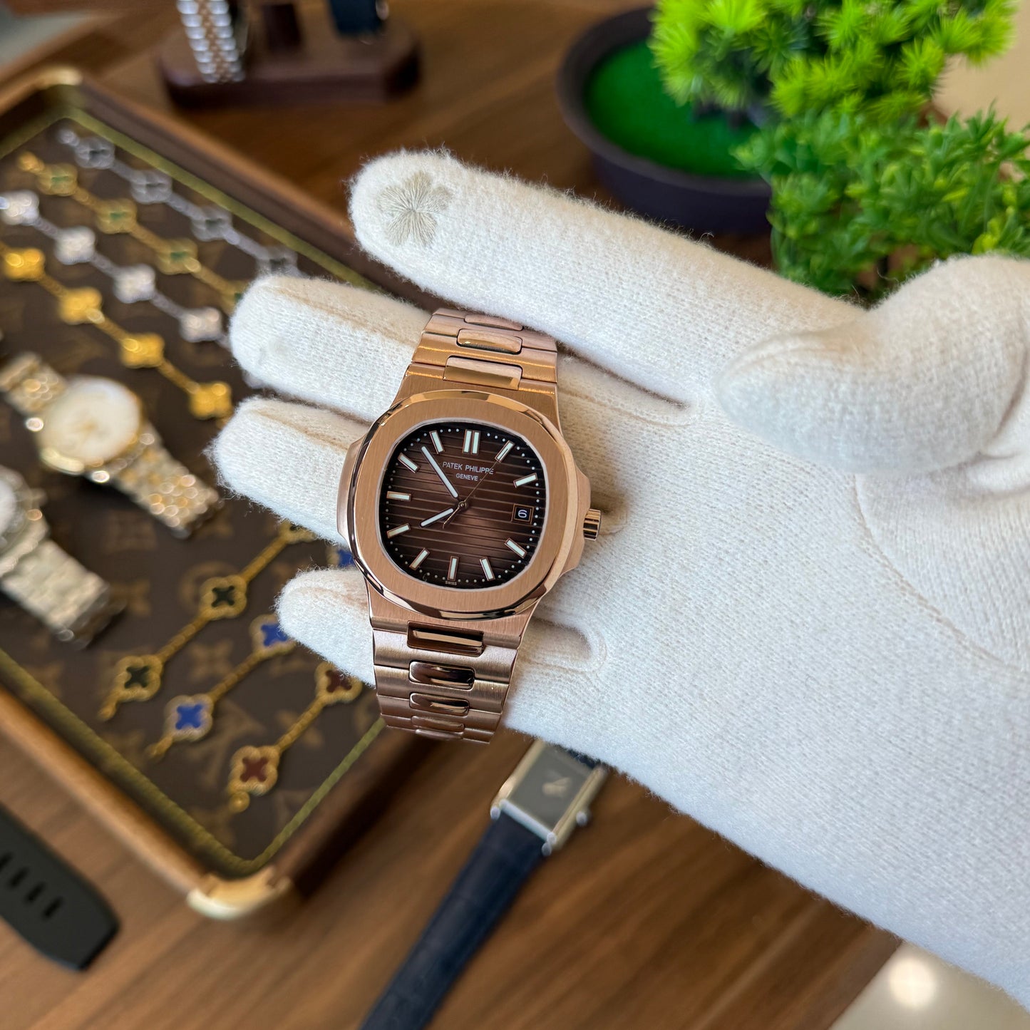 Nautilus Rose Gold – Chocolate Dial Patek Type