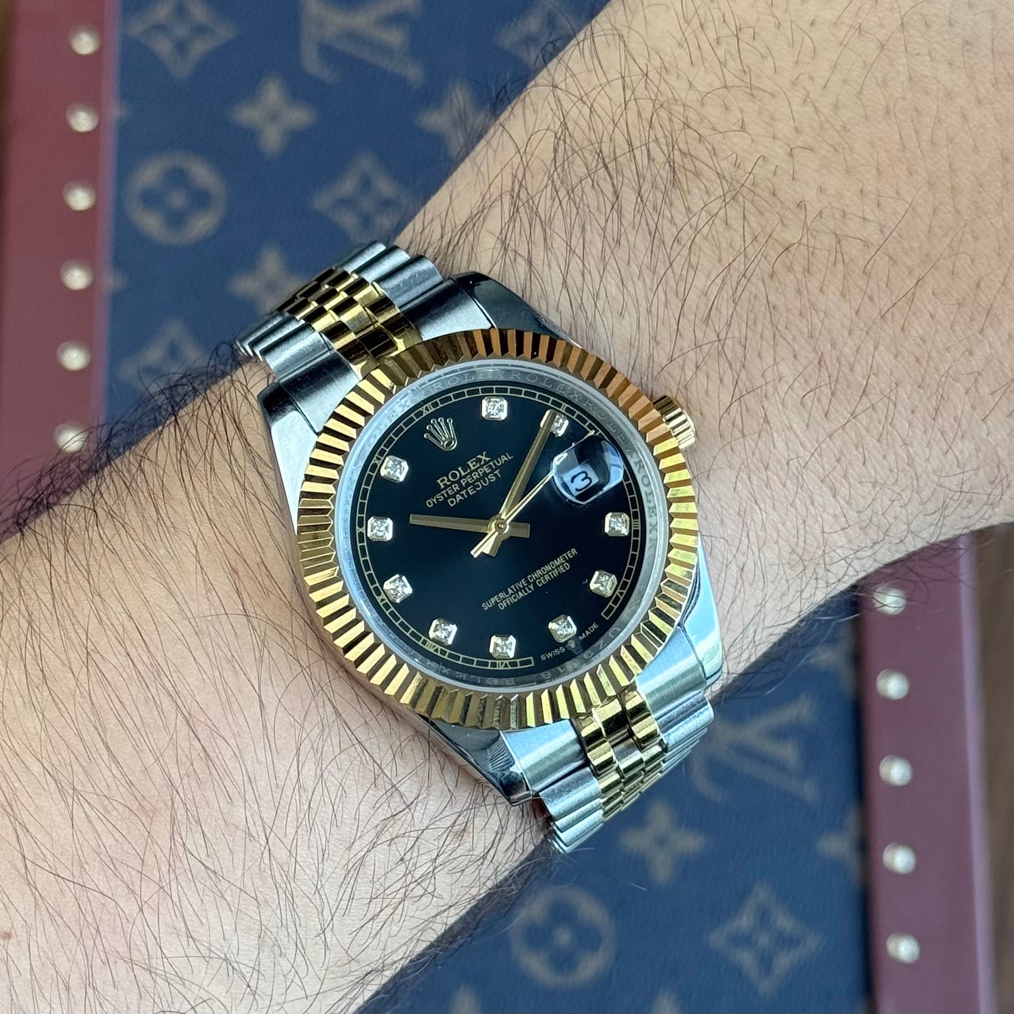 Datejust Rolesor - Black Dial Jubilee Diamonts