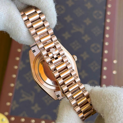 Day-Date Everose Gold – Olive Dial President Type Rolex