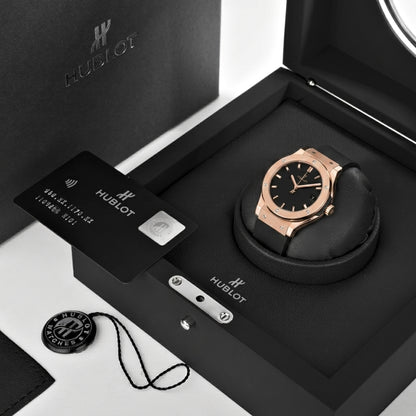Classic Fusion King Gold – Black Dial Rubber Strap