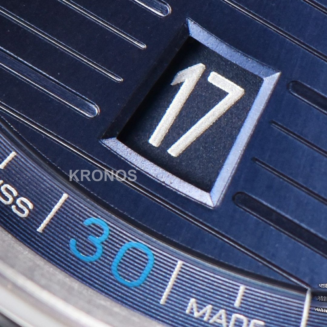 Aqua Terra 150m 41mm Dark Blue Dial Silver Hand Silver Markers A8900 - Authentic Movement