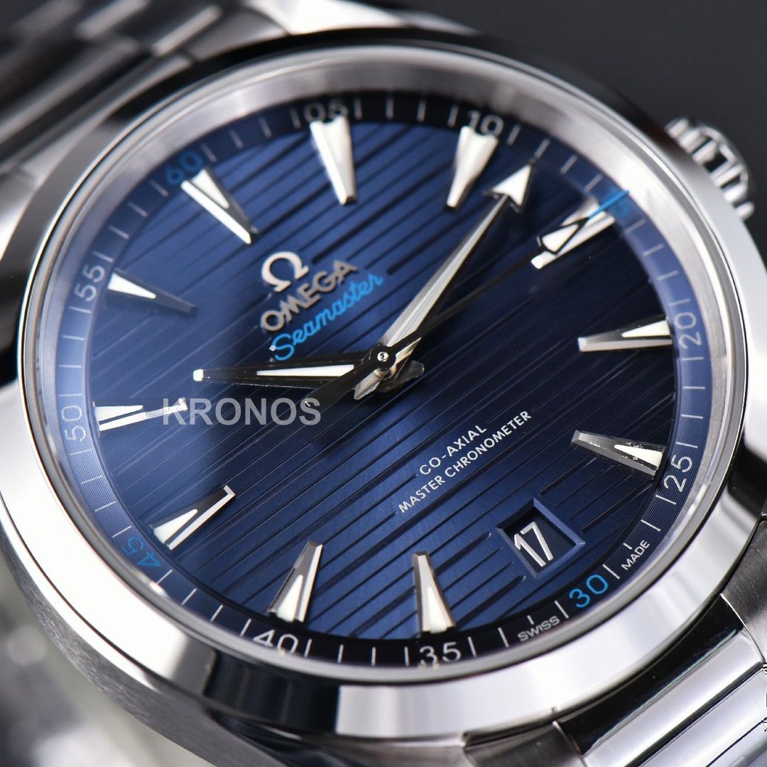 Aqua Terra 150m 41mm Dark Blue Dial Silver Hand Silver Markers A8900 - Authentic Movement