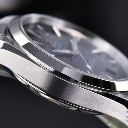 Aqua Terra 150m 41mm Dark Blue Dial Silver Hand Silver Markers A8900 - Authentic Movement