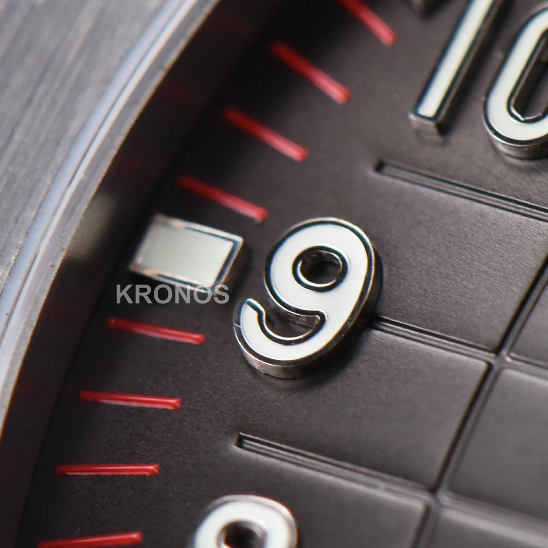 Aquanaut 40mm Singapore Gray Dial Red Hand Red - Authentic Movement