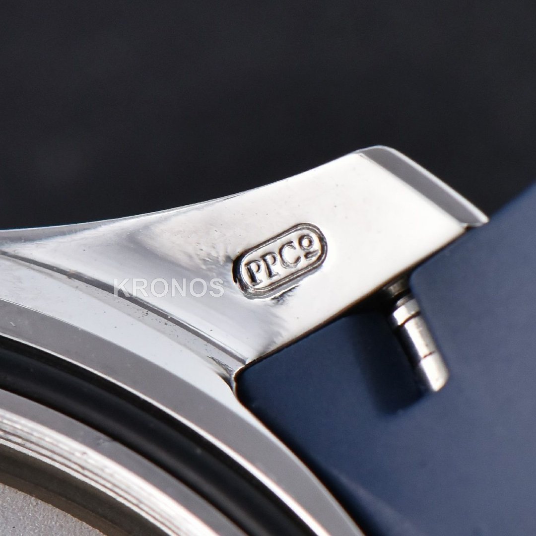 Aquanaut 42mm Blue Dial Blue - Authentic Movement