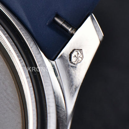 Aquanaut 42mm Blue Dial Blue - Authentic Movement