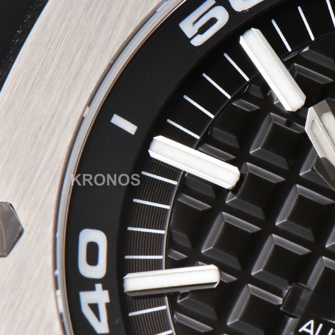 Royal Oak Offshore Diver 42mm Black Dial Black - Authentic Movement