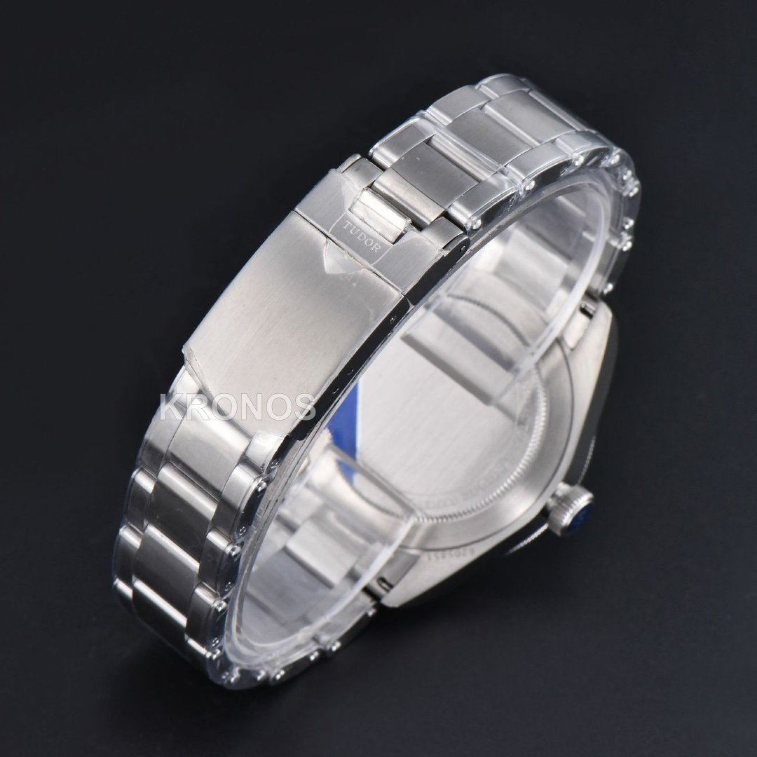 Black Bay Fifty Eight 39mm Blue Dial - Authentic Movement