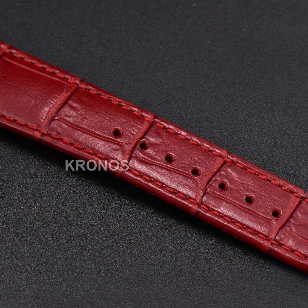 Tank Must Large 33.7×25.5mm Red Dial Red Quartz - Authentic Movement