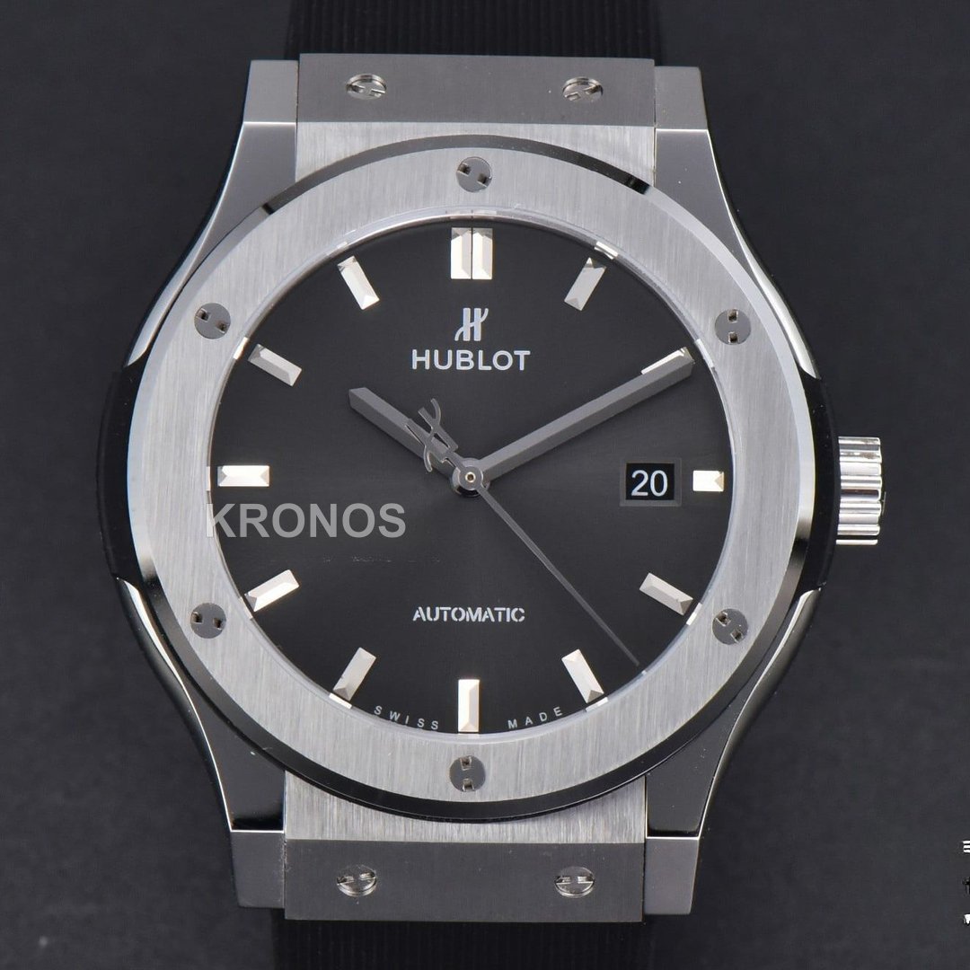 Classic Fusion 42mm Jj+f Black Dial Black A1110 - Authentic Movement