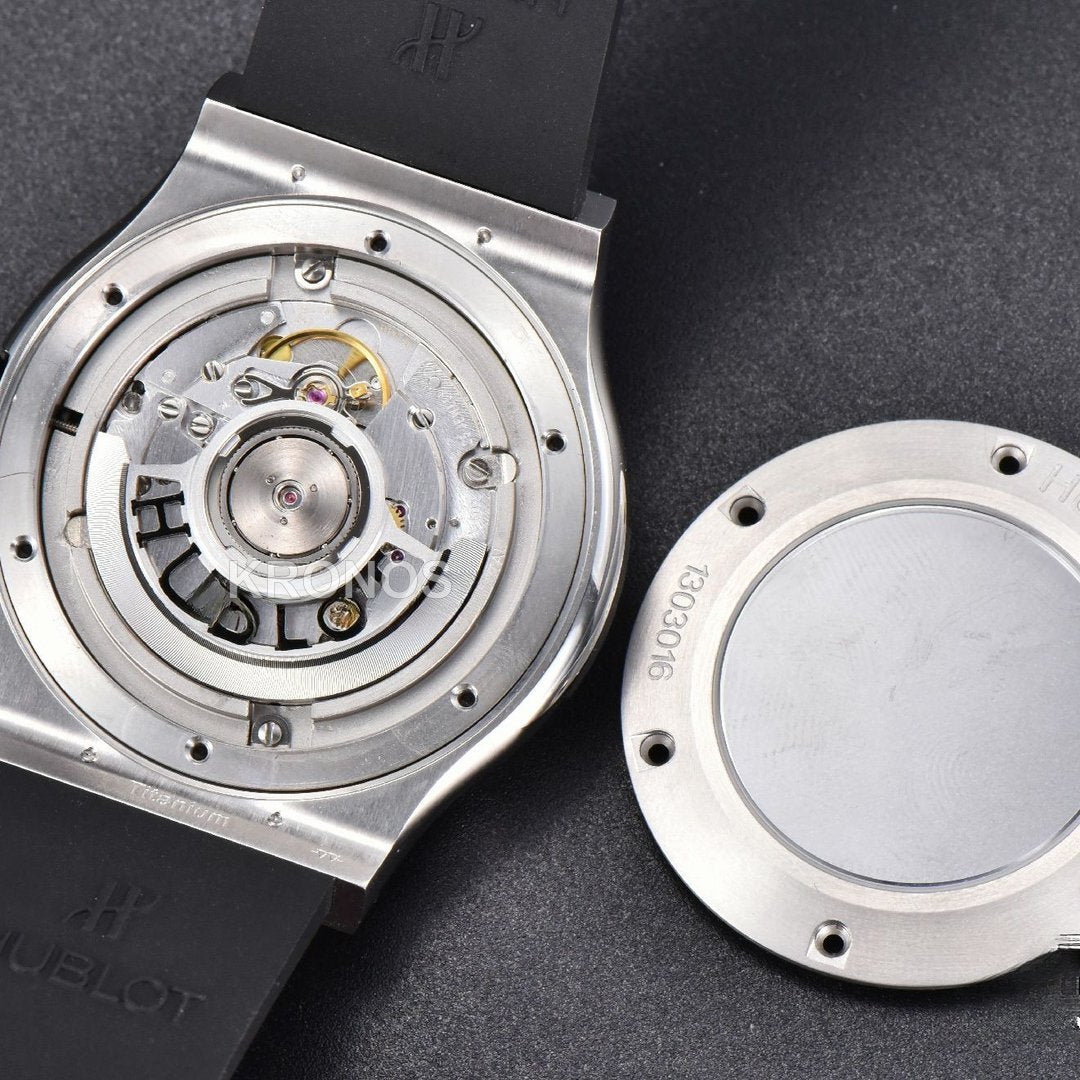 Classic Fusion 42mm Jj+f Black Dial Black A1110 - Authentic Movement
