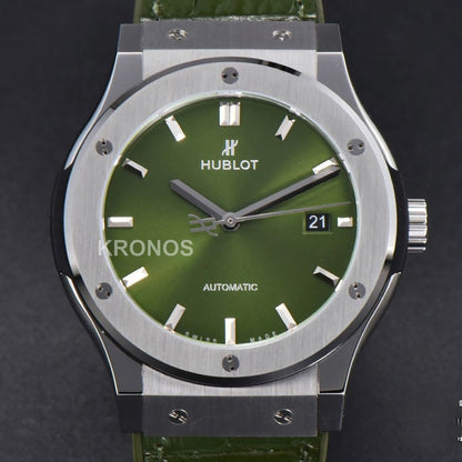 Classic Fusion 42mm Jj+f Green Dial Green - Authentic Movement