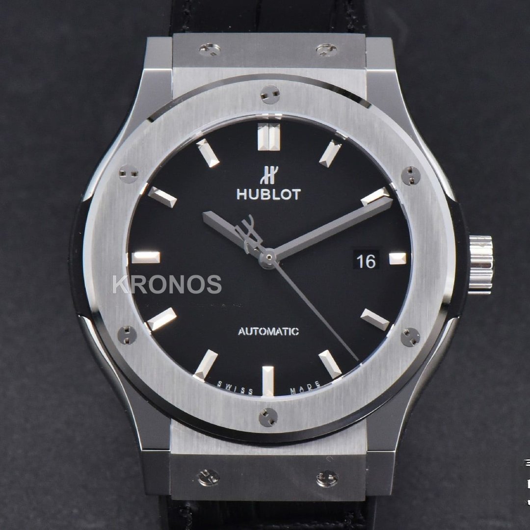 Classic Fusion 42mm Jj+f Black Dial Black - Authentic Movement
