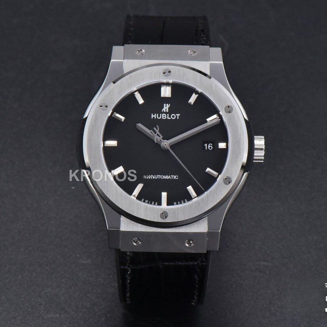 Classic Fusion 42mm Jj+f Black Dial Black - Authentic Movement