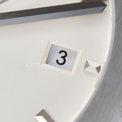 Classic Fusion 42mm Jj+f White Dial Black - Authentic Movement