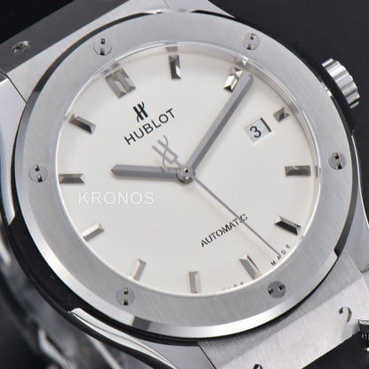 Classic Fusion 42mm Jj+f White Dial Black - Authentic Movement
