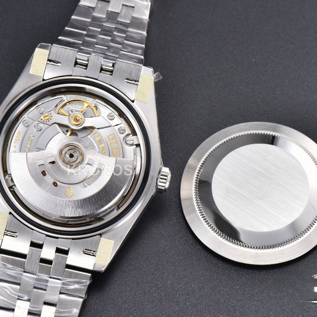 Datejust 41mm Wimbledon Gray Dial Green Marker Jubilee - Authentic Movement