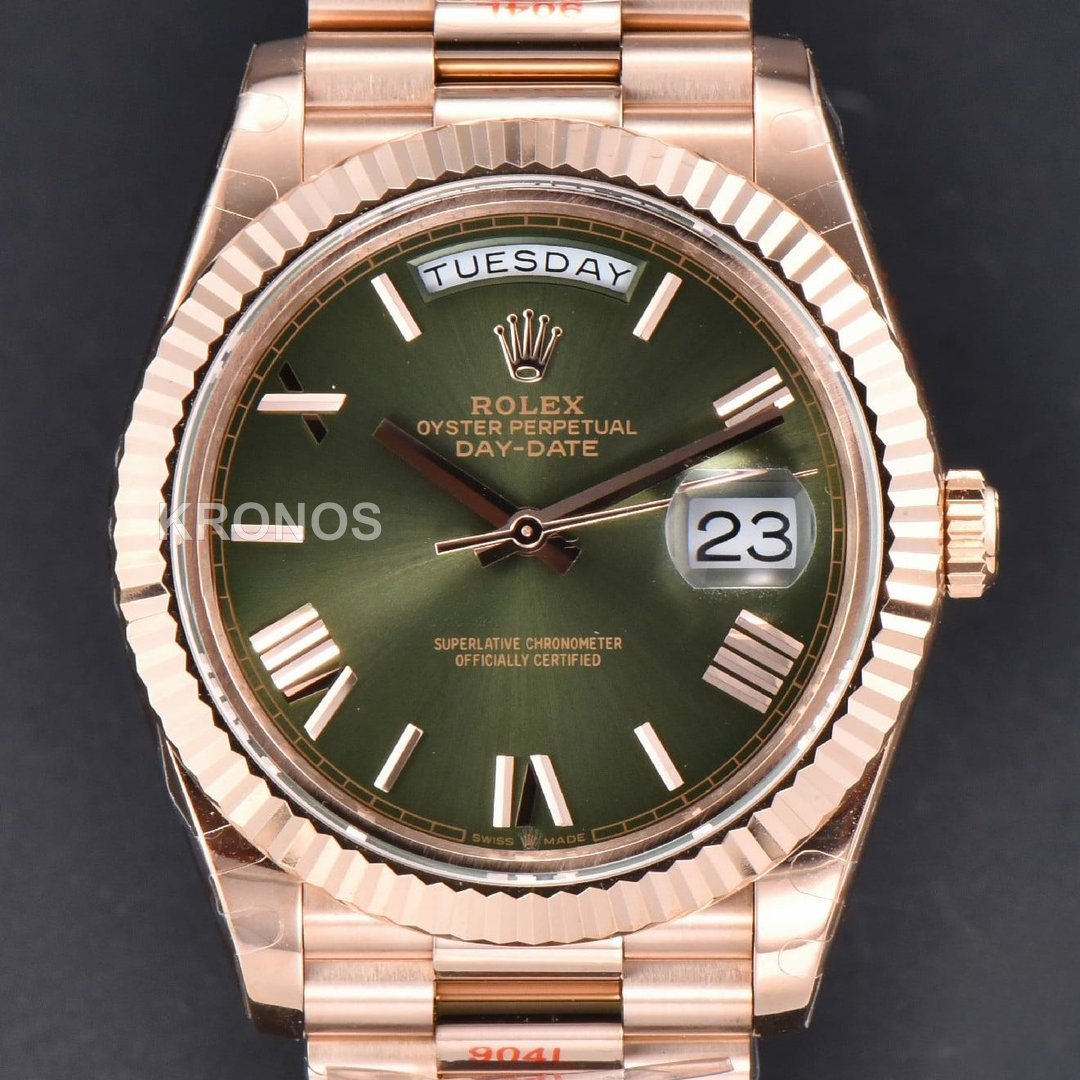 Daydate 40mm Green Dial Roma Marker - Authentic Movement