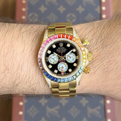 Detalle bisel Daytona Rainbow colores arco iris Kronos reloj premium