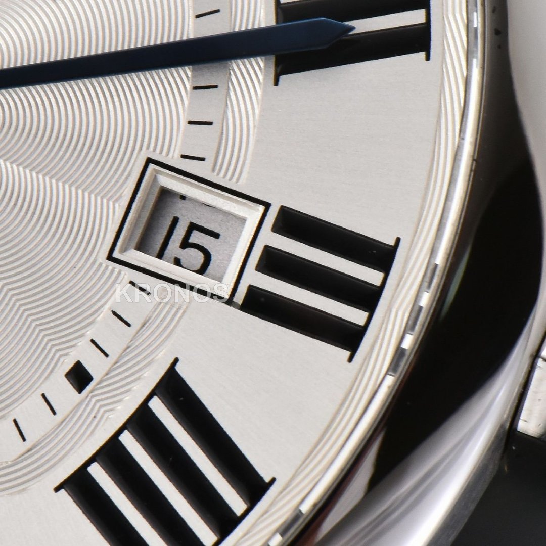 Drive 40mm White Dial Black - Authentic Movement