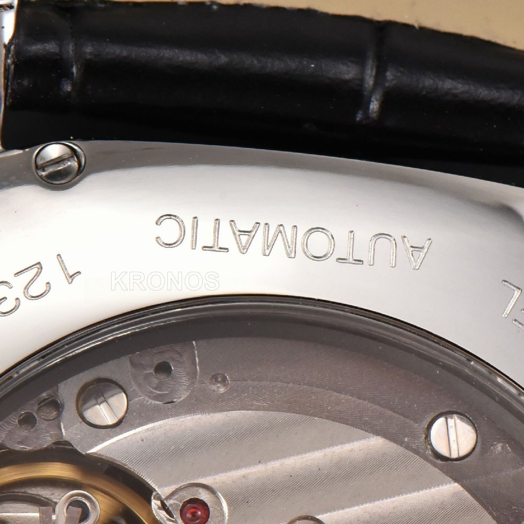 Drive 40mm White Dial Black - Authentic Movement